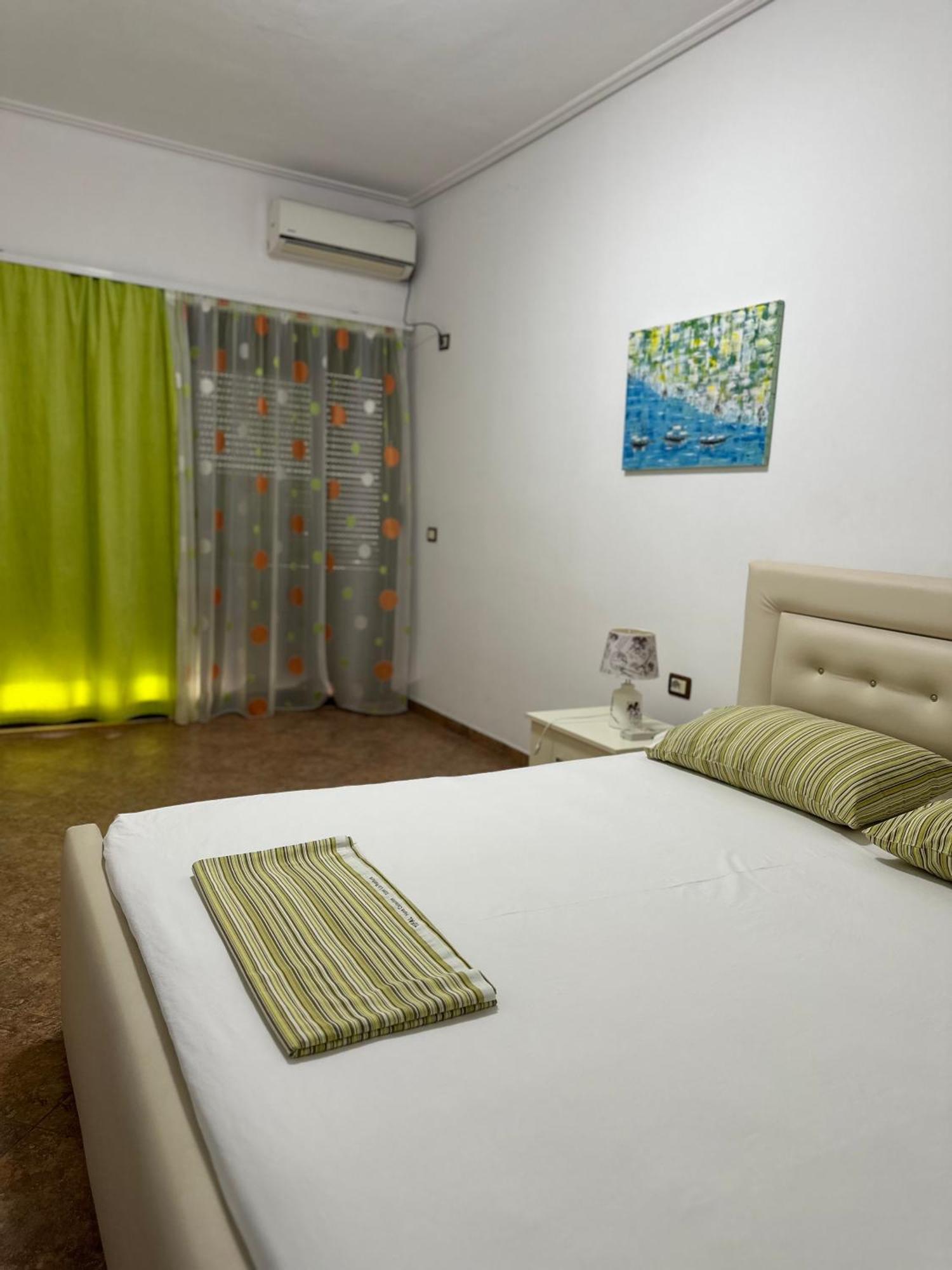 Megrooms Saranda Extérieur photo