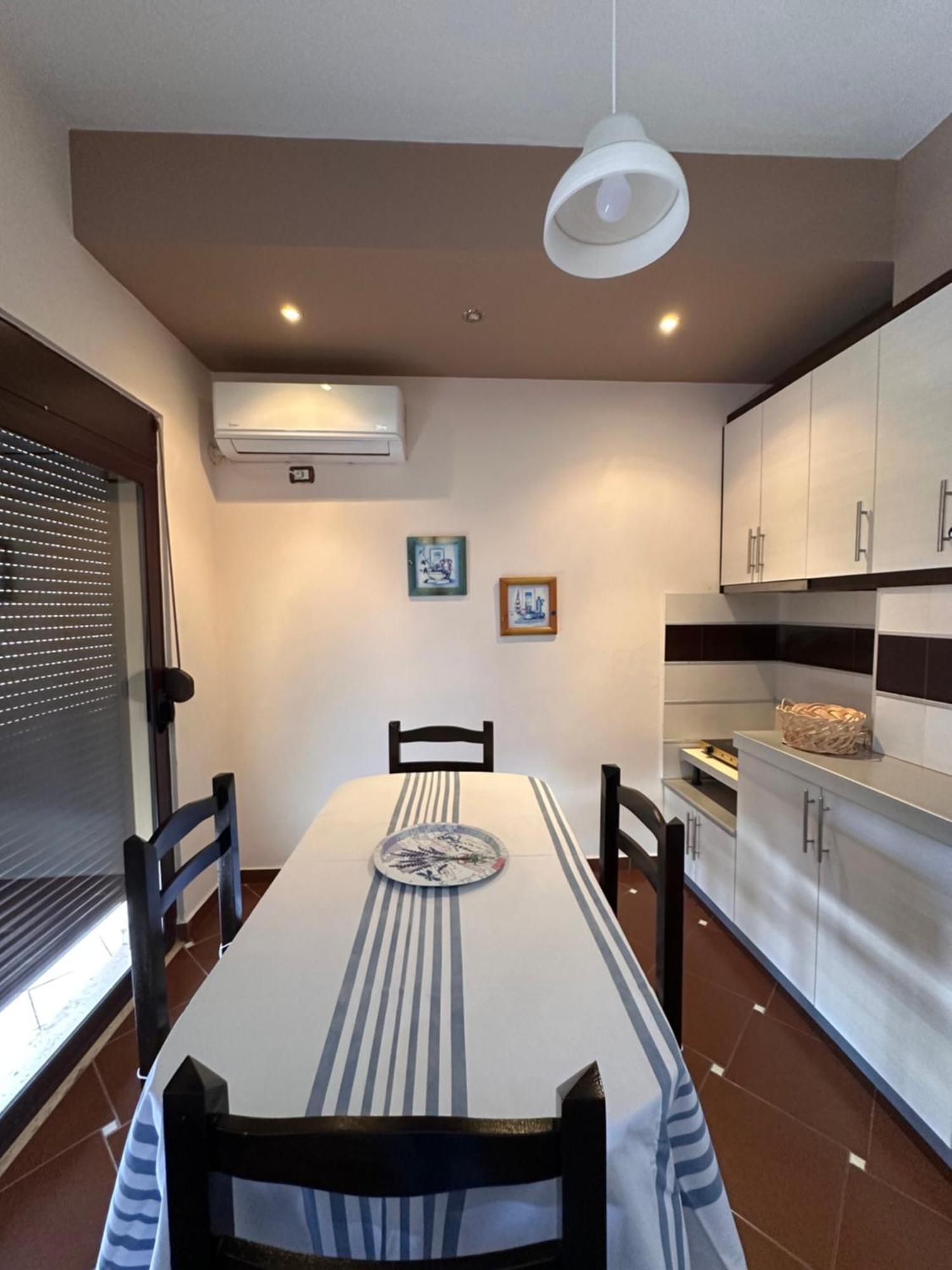 Megrooms Saranda Extérieur photo